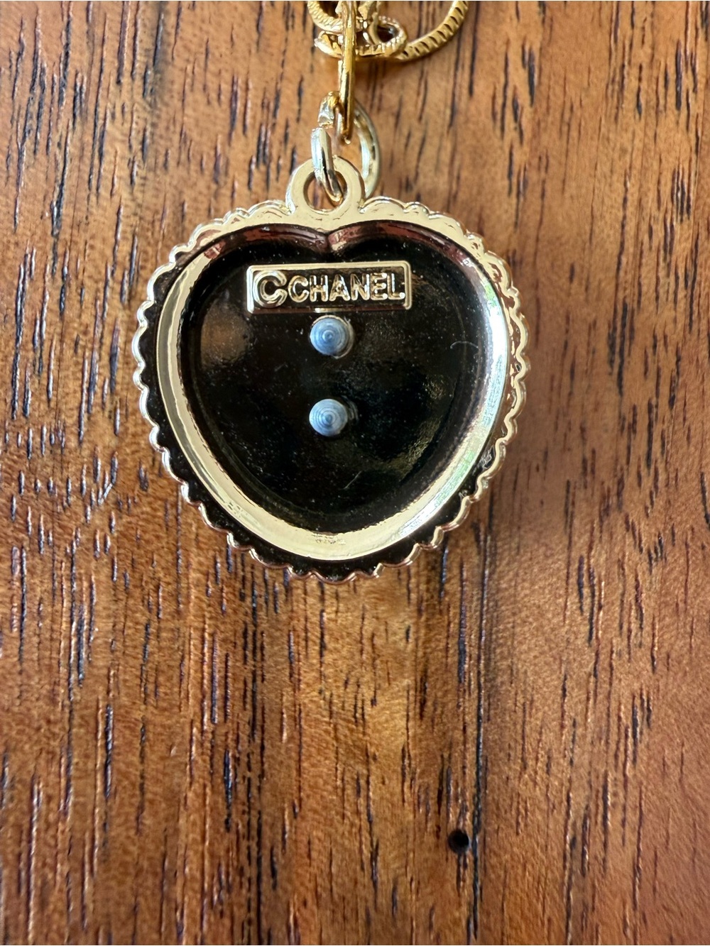 ChaneI Black Heart 🖤 Pendant Charm Gold Tone Bracelet with Crystal Halo - Picture 5 of 6